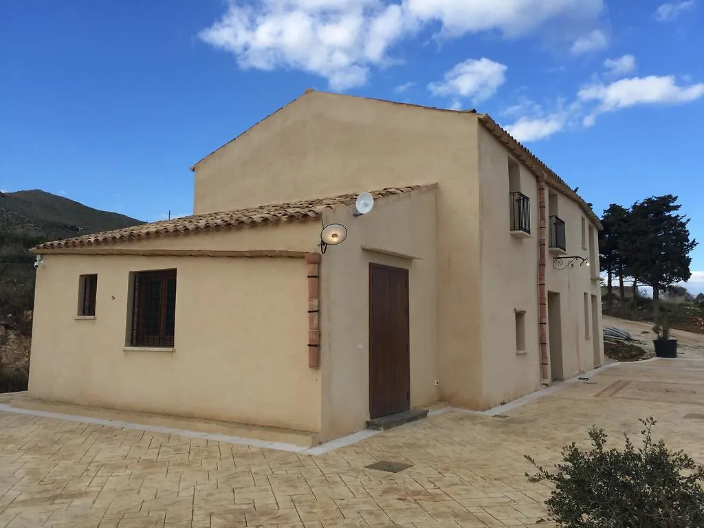 Casale Dei Poeti Guest House Castellammare del Golfo Country house
