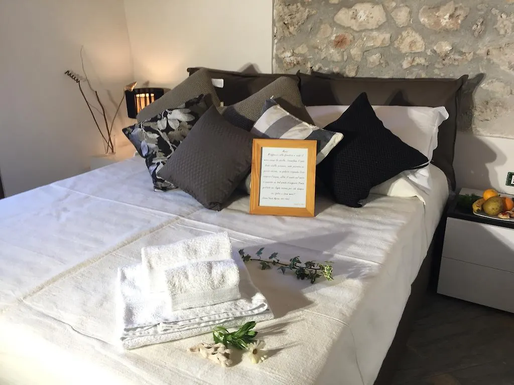Casale Dei Poeti Guest House Castellammare del Golfo