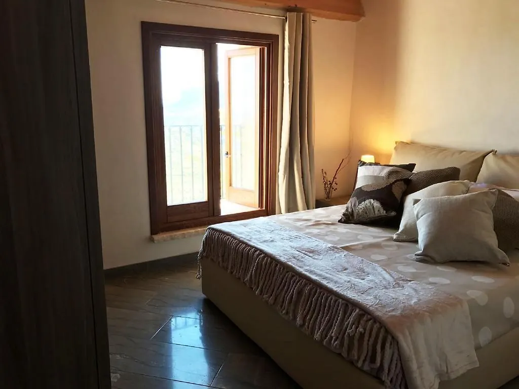 Country house Casale Dei Poeti Guest House Castellammare del Golfo