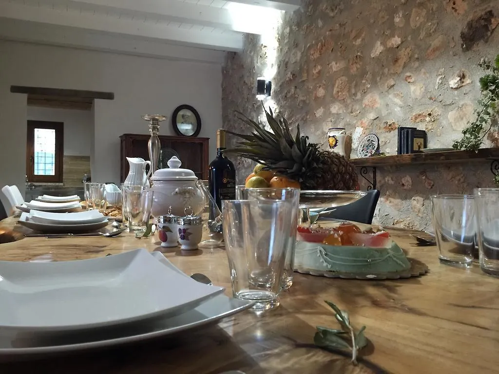 Country house Casale Dei Poeti Guest House Castellammare del Golfo