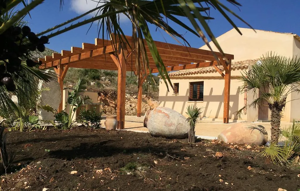 Casale Dei Poeti Guest House Castellammare del Golfo