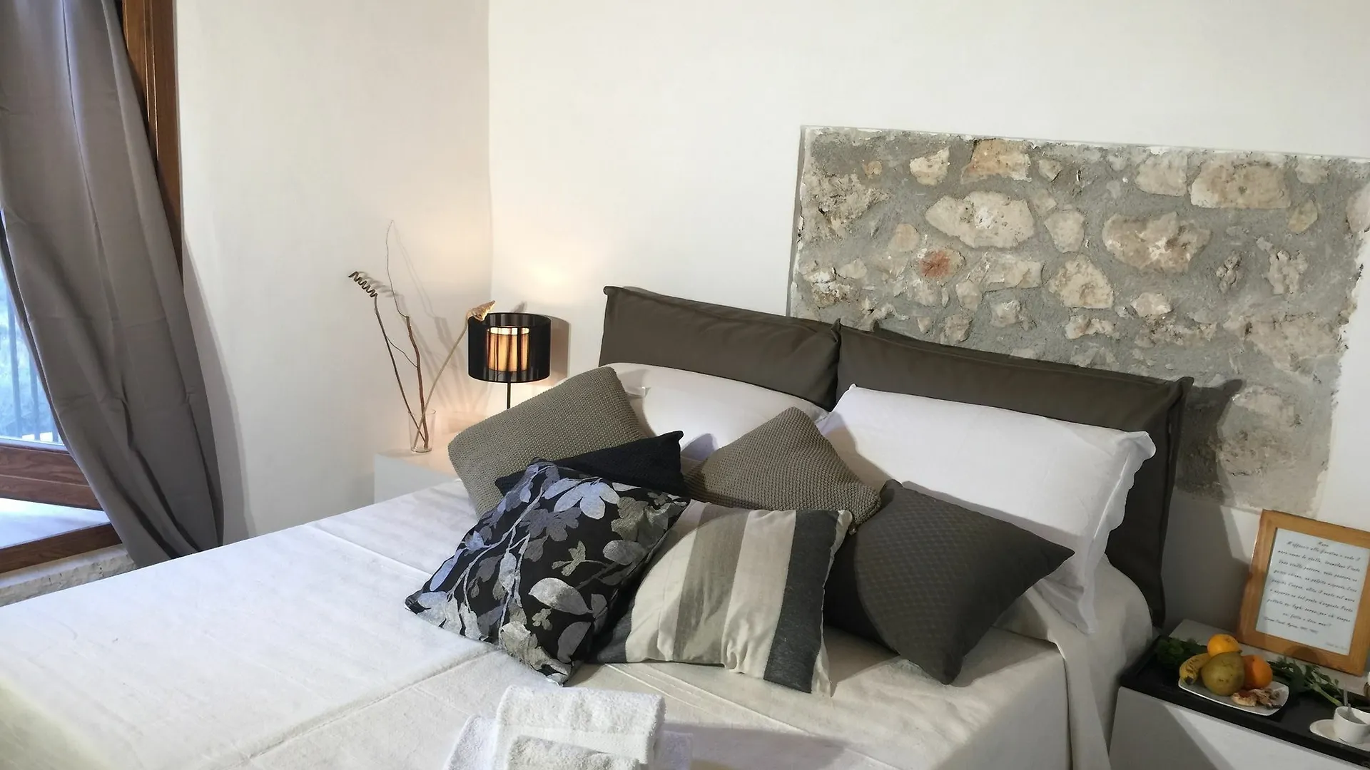 Casale Dei Poeti Guest House Castellammare del Golfo