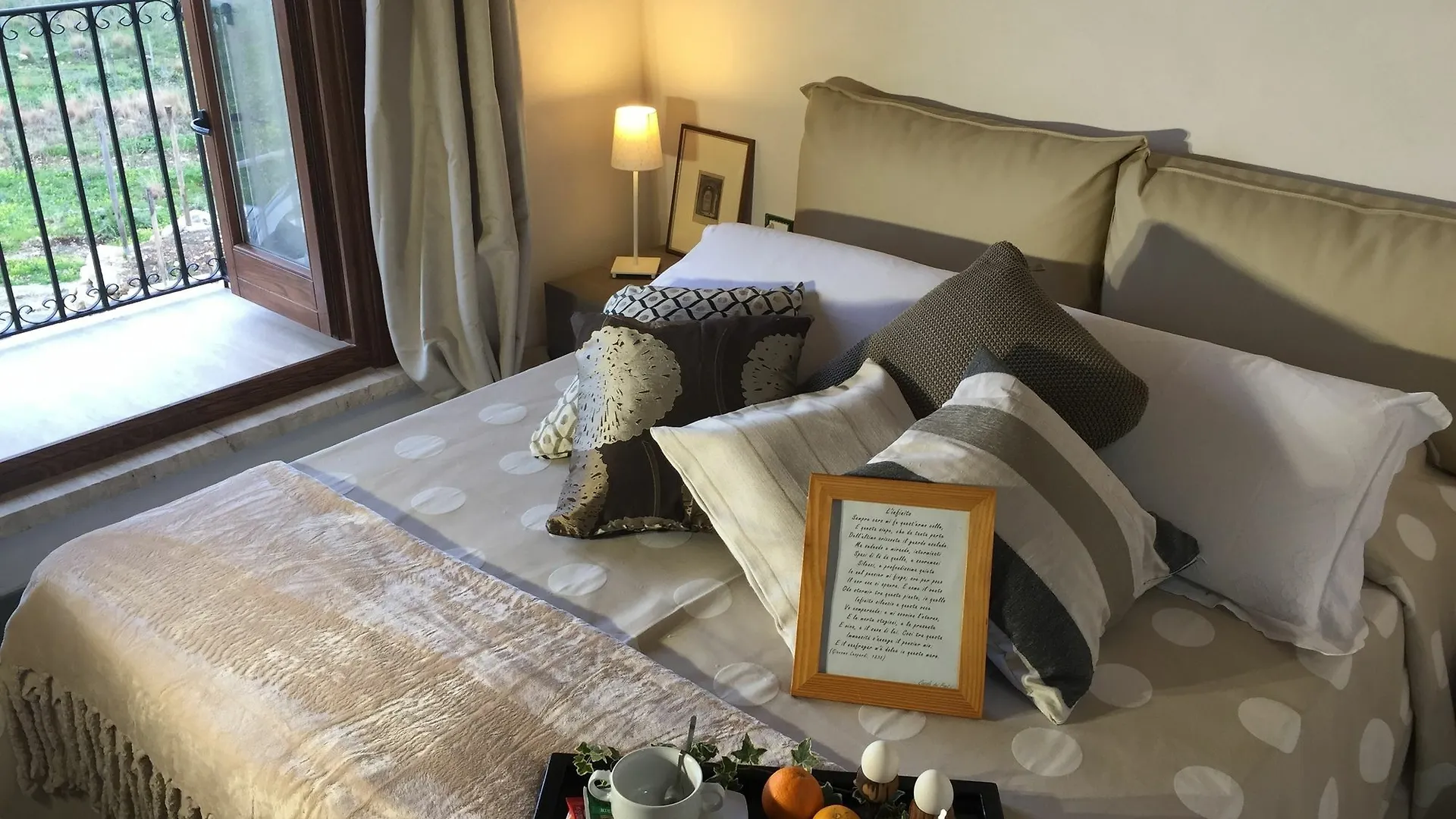 Casale Dei Poeti Guest House Castellammare del Golfo