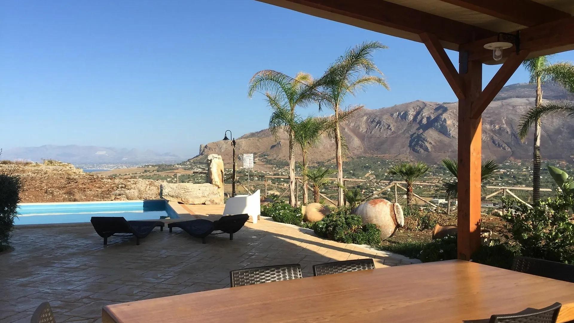 Country house Casale Dei Poeti Guest House Castellammare del Golfo